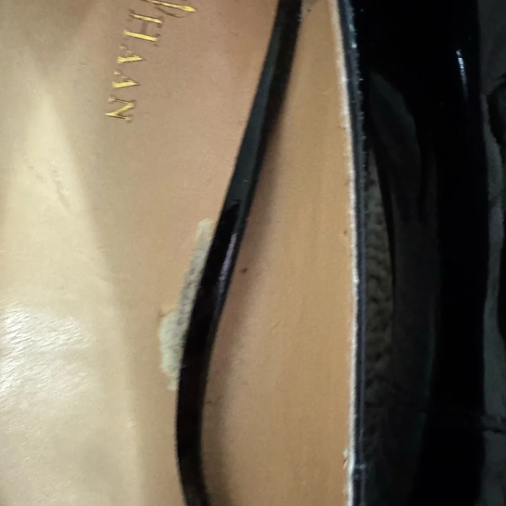 Cole‎ Haan Air Lainey patent leather peep-toe pumps in black, Size 9 B - Picture 3 of 8